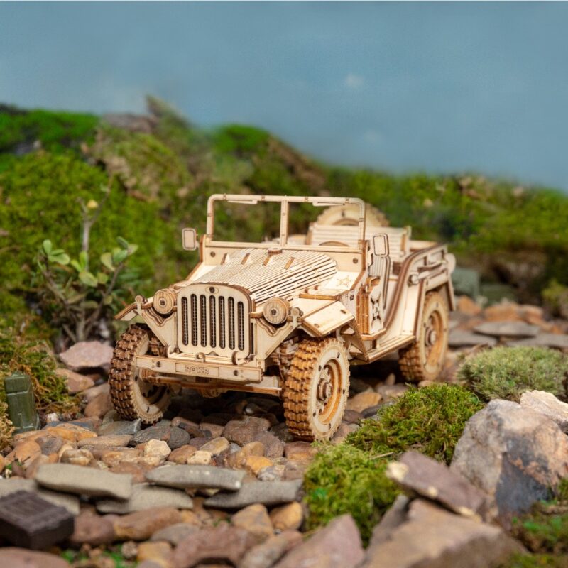 Masina Militara - Puzzle 3D din Lemn - 369 Piese - ROKR MC701