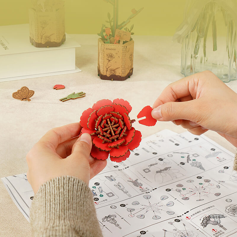 Garoafa-Rosie-Puzzle-3D-din-Lemn-124-Piese-cadouri-pentru-mama.jpg